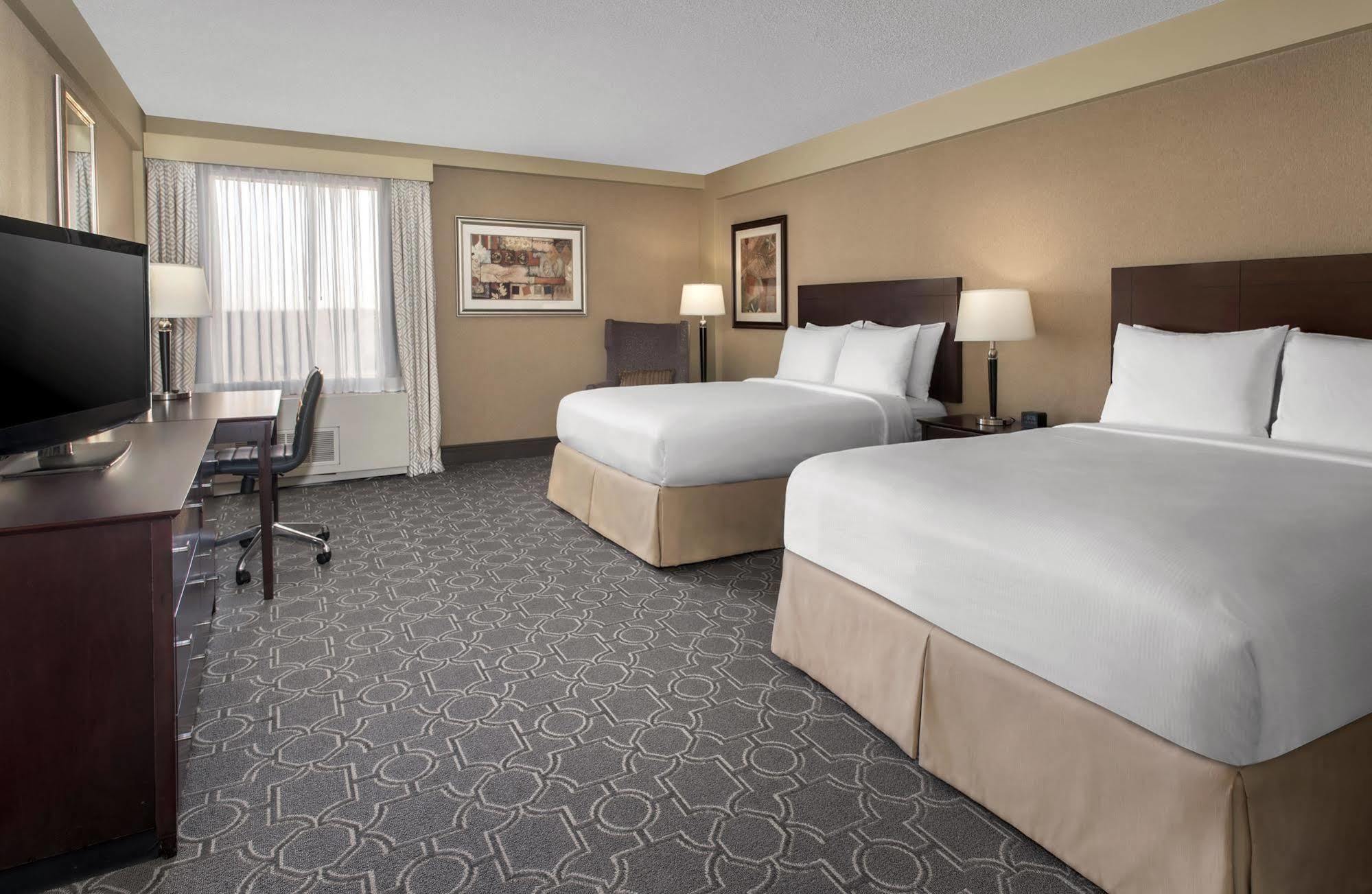 Hotel Doubletree By Hilton Pittsburgh Airport Moon Township Zewnętrze zdjęcie